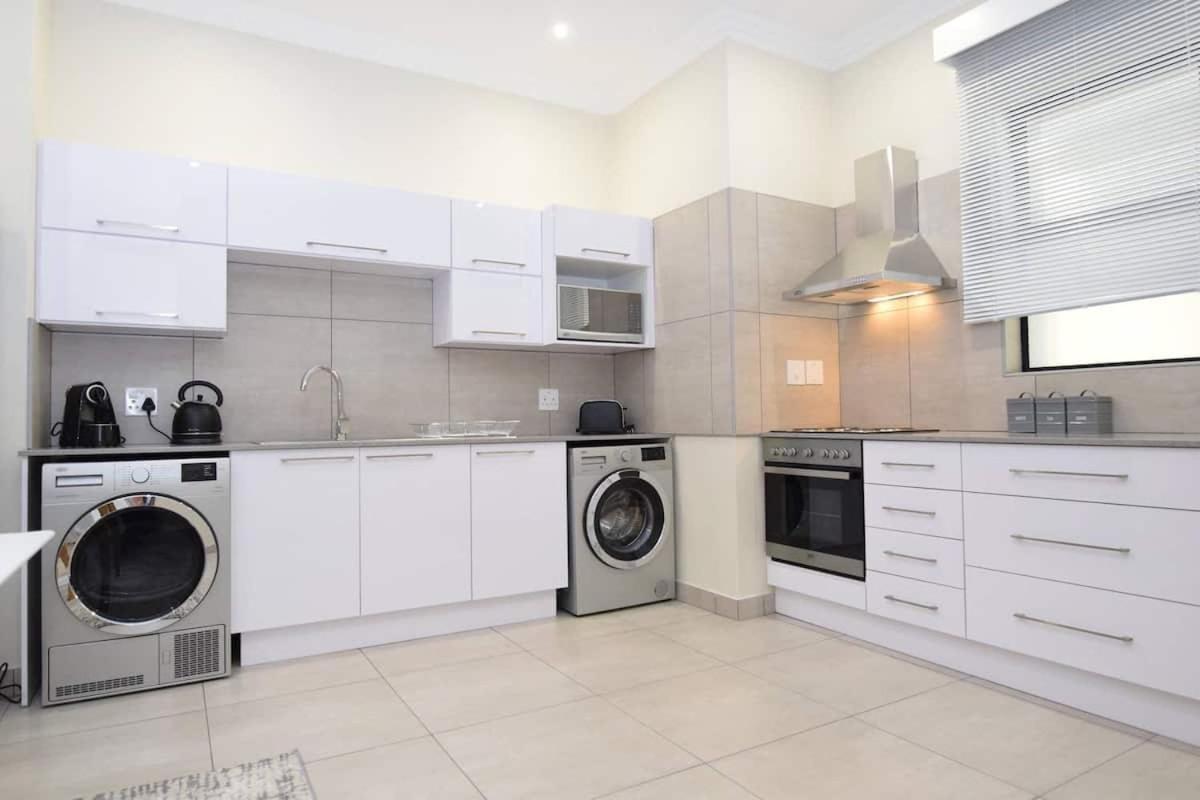 Elridge Living Apartment บ็อคสเบิร์ก ภายนอก รูปภาพ