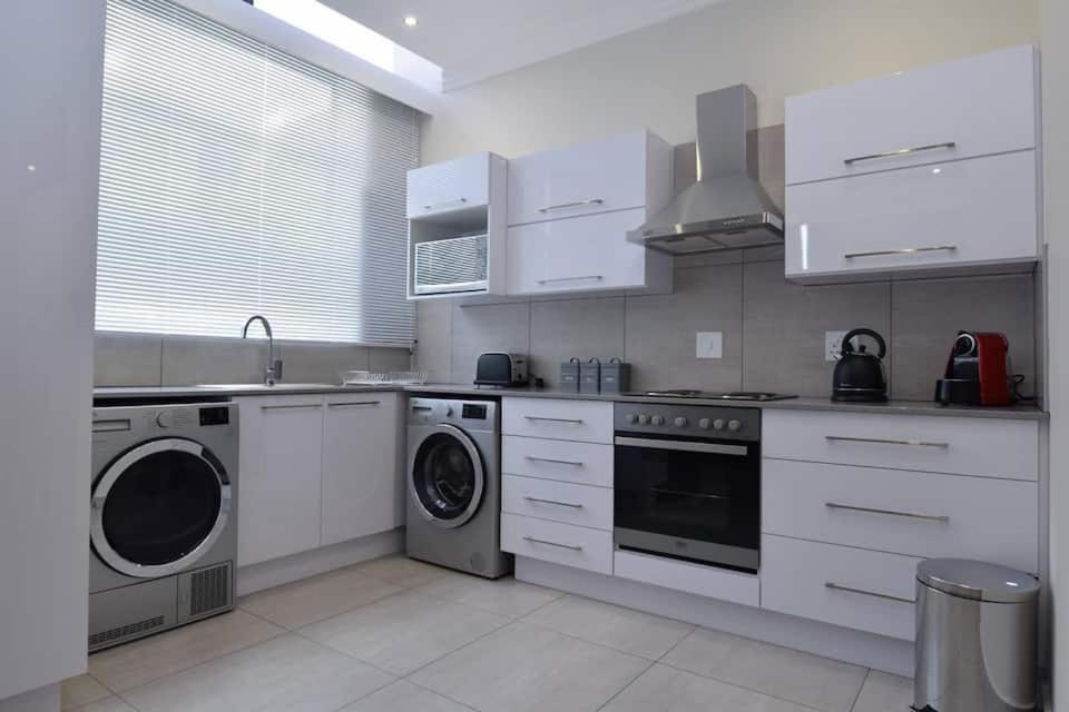 Elridge Living Apartment บ็อคสเบิร์ก ภายนอก รูปภาพ